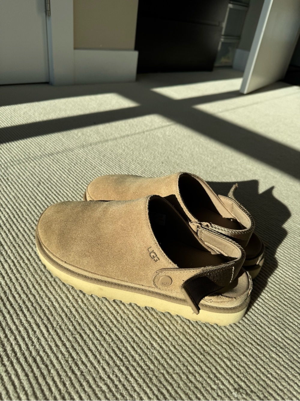 UGG Women’s Tan Suede Goldenstar Back-Strap Mule Clog
